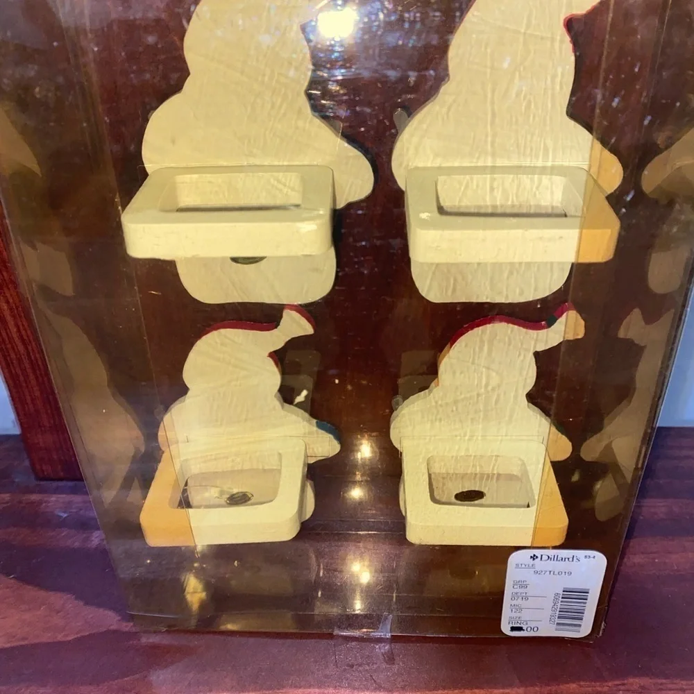 Vintage Dead stock Set of 4 Wooden 4”Snowman Napkin Rings Christmas Decor